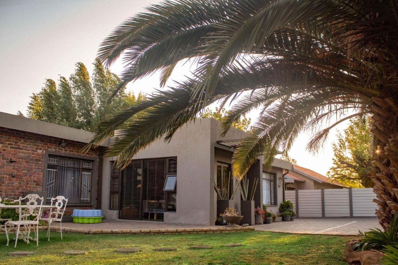Melsetter'S Guesthouse Блоемфонтейн Екстериор снимка