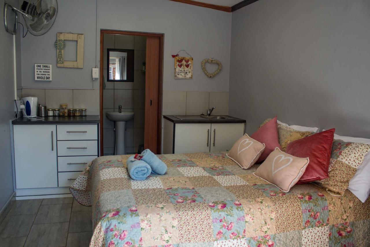 Melsetter'S Guesthouse Блоемфонтейн Екстериор снимка